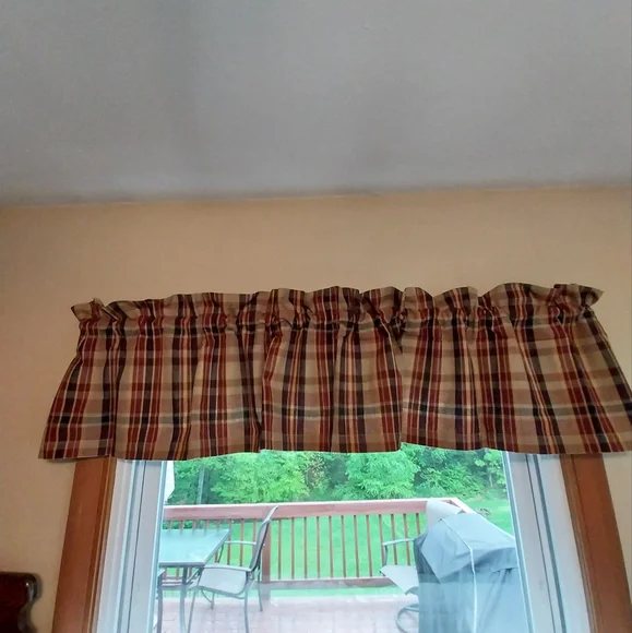 Ilif Sturbridge Home Decor Window Valance - Picture 2 of 7